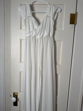 Women's White Lace-Detail Maternity Dress